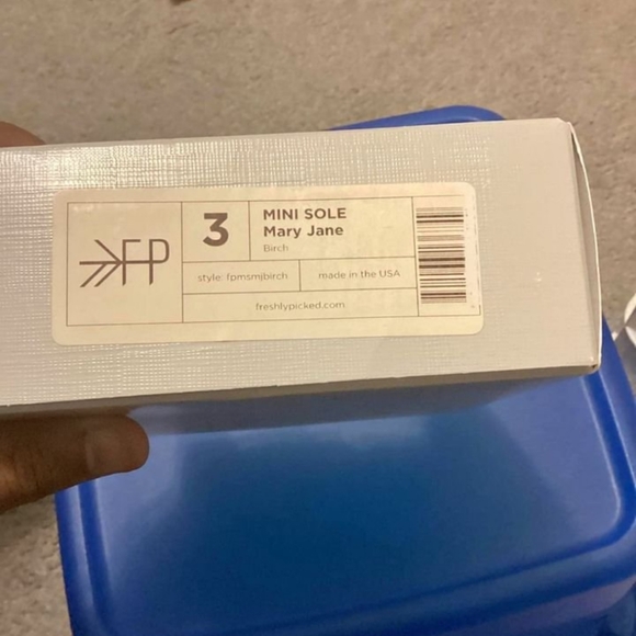 Freshly picked moccasins size 3 - Picture 3 of 4